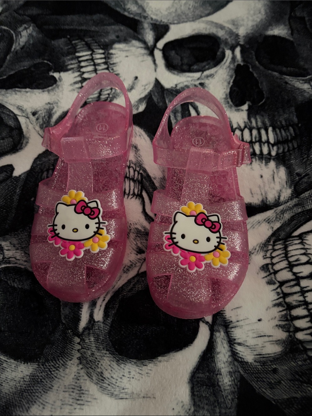 Hello Kitty Glitter Pink Jelly Sandals with Flower Charm BRAND NEW